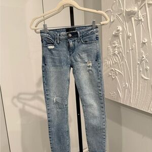 Trendy Light Blue Women's Cropped Jeans